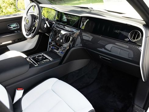 New 2027 Rolls-Royce Cullinan Black Badge AWD/4WD image 77