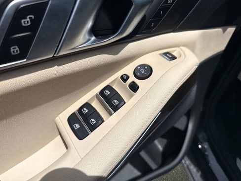 Used 2022 BMW X5 sDrive40i w/ Premium Package RWD image 23