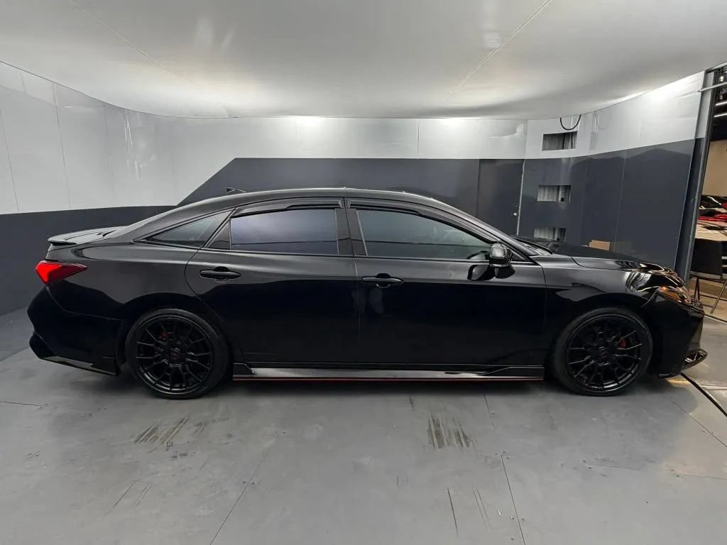 Used 2020 Toyota Avalon TRD FWD image 9