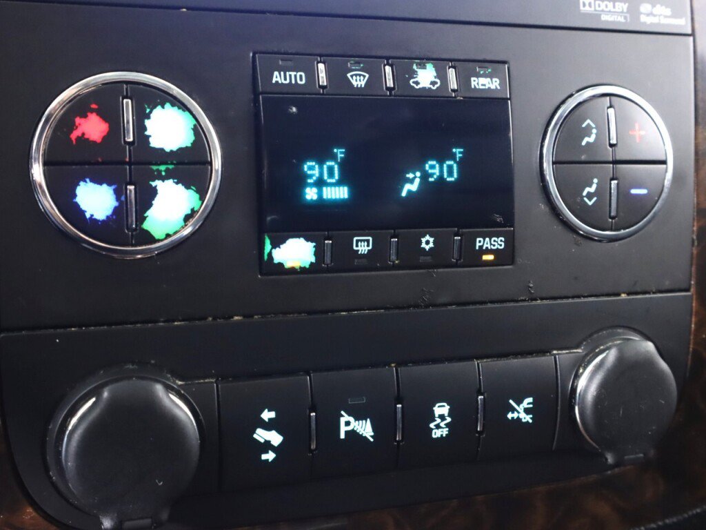 Used 2013 GMC Yukon XL Denali RWD image 23