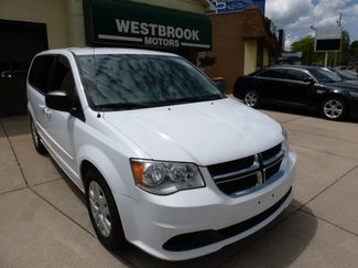 Used 2016 Dodge Grand Caravan SE w/ Quick Order Package 29E SE image 1