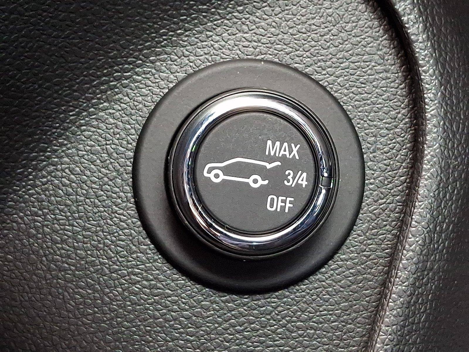 Used 2023 Buick Encore GX Select w/ Sport Touring Package FWD image 23