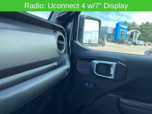 Used 2021 Jeep Gladiator Sport AWD/4WD image 26