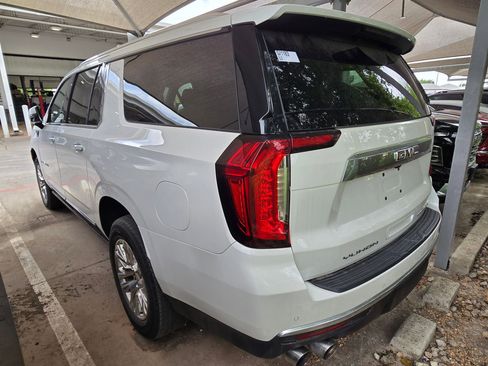 Used 2022 GMC Yukon XL Denali AWD/4WD image 7