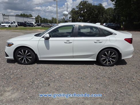 Used 2022 Honda Civic EX image 10