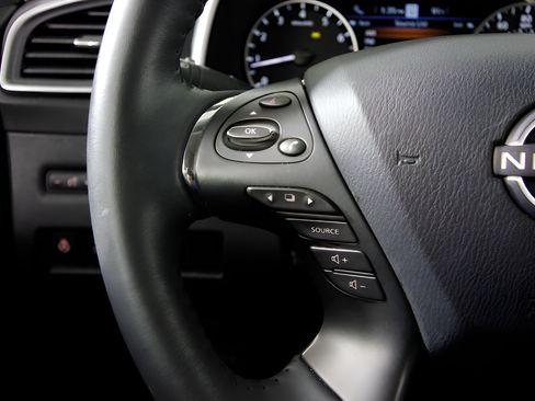 Used 2024 Nissan Murano Platinum w/ Cargo Package FWD image 17