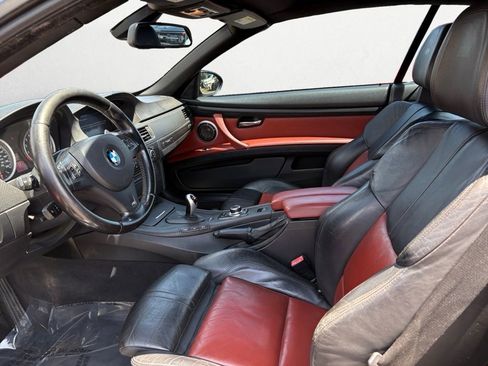 Used 2011 BMW M3 Convertible image 7