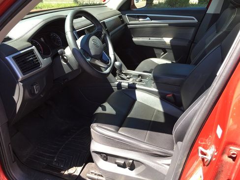 Used 2021 Volkswagen Atlas SE AWD/4WD image 4