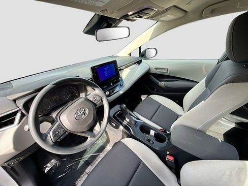 Used 2023 Toyota Corolla LE w/ LE Convenience Package image 23