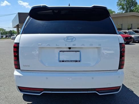 Used 2026 Hyundai Palisade Calligraphy FWD image 5