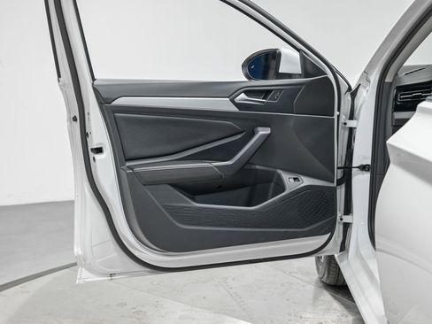 Used 2025 Volkswagen Jetta S image 14