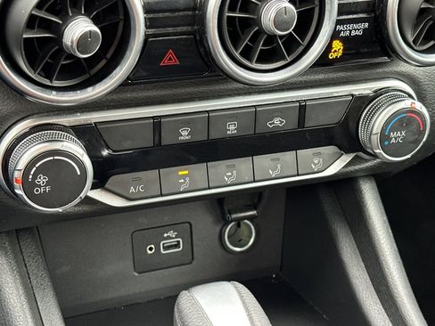 Used 2023 Nissan Sentra S image 19