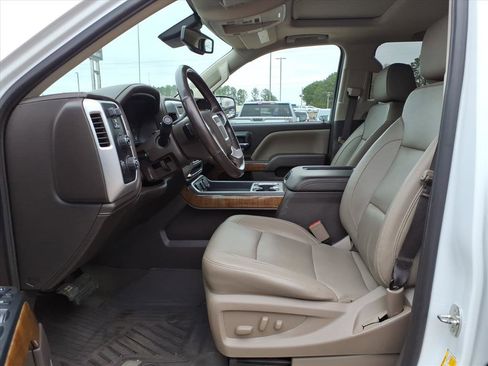 Used 2018 GMC Sierra 1500 SLT image 17