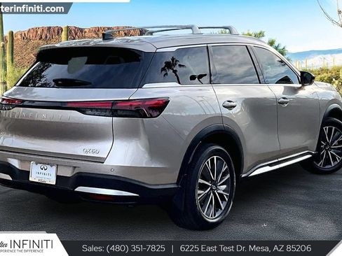Used 2026 INFINITI QX60 Luxe w/ Cargo Package FWD image 2