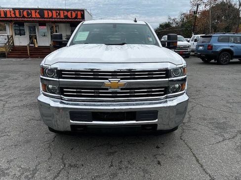 Used 2015 Chevrolet Silverado 2500 W/T w/ WT Convenience Package image 3