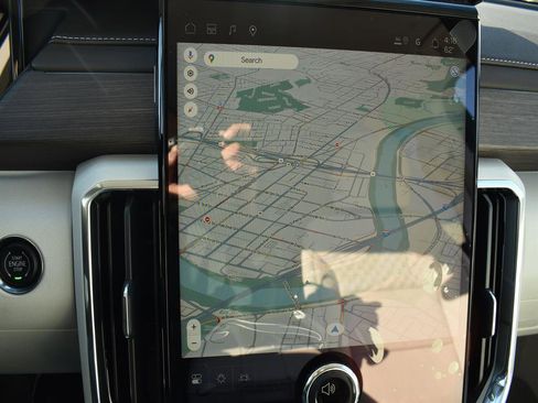 New 2026 GMC Acadia Denali w/ Super Cruise Package image 18