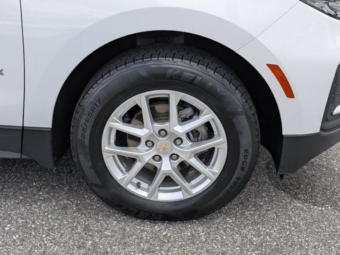Certified 2023 Chevrolet Equinox LS w/ LS Convenience Package FWD image 10