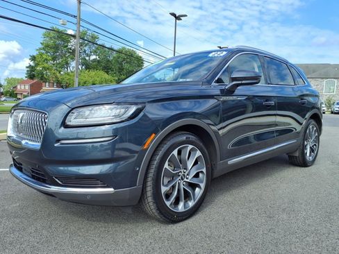 Certified 2022 Lincoln Nautilus Reserve w/ Equipment Group 201A image 3