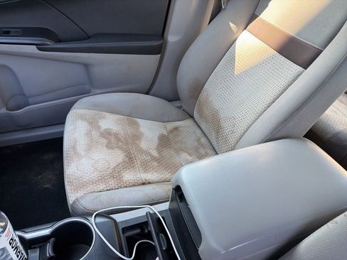 Used 2012 Toyota Camry LE image 37