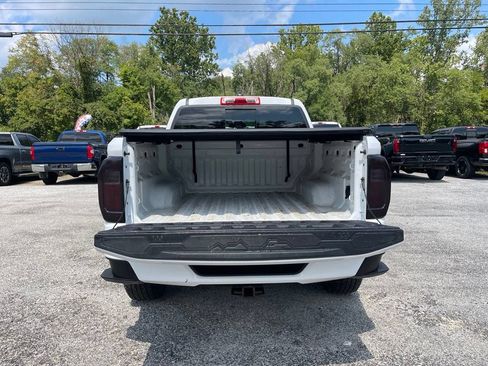 Used 2024 GMC Canyon Elevation w/ Convenience Package RWD image 7
