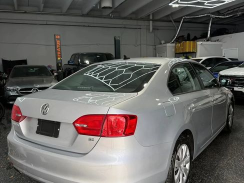 Used 2014 Volkswagen Jetta SE FWD image 6