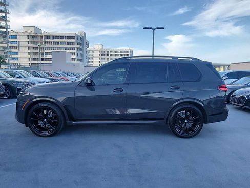 Used 2026 BMW X7 xDrive40i w/ Executive Package AWD/4WD image 3