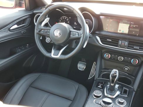 Used 2024 Alfa Romeo Stelvio Sprint AWD/4WD image 14