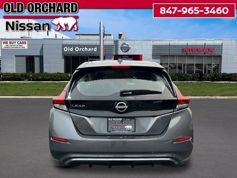 Used 2024 Nissan Leaf S image 8