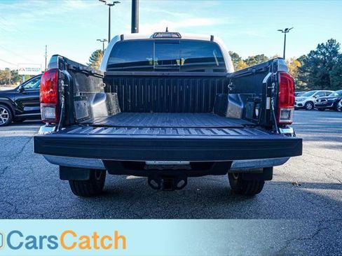 Used 2018 Toyota Tacoma TRD Off-Road image 46