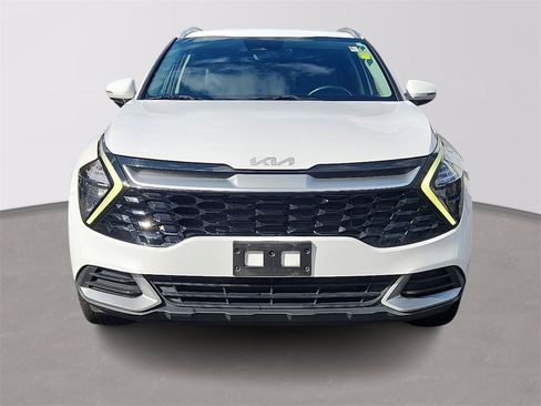 Used 2023 Kia Sportage EX image 2