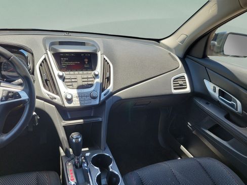 Used 2017 GMC Terrain SLE w/ Technology Package FWD image 16
