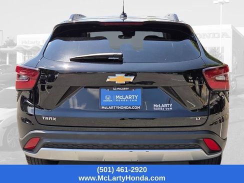 Used 2024 Chevrolet Trax LT FWD image 6