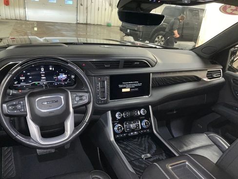 Certified 2023 GMC Yukon Denali w/ Denali Reserve Package image 13