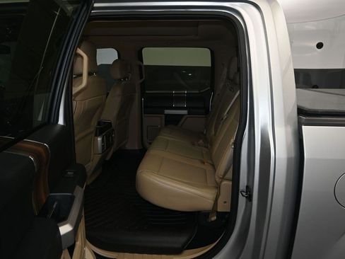 Used 2015 Ford F150 Lariat w/ Equipment Group 502A Luxury RWD image 14