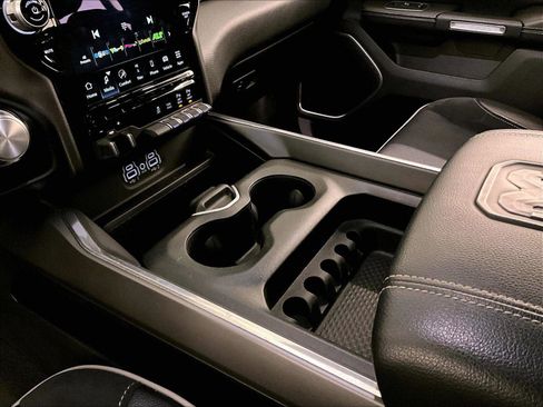 Used 2022 RAM 1500 Laramie w/ Sport Appearance Package AWD/4WD image 16