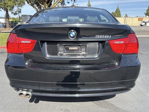 Used 2011 BMW 328i Sedan RWD image 11