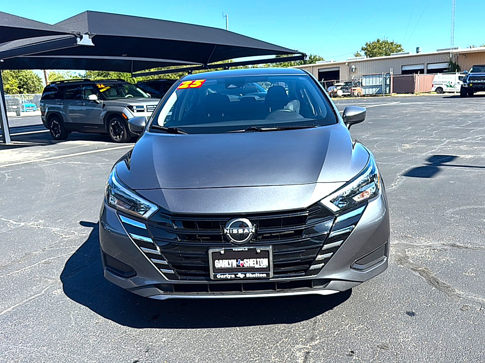 Used 2025 Nissan Versa SV FWD image 4