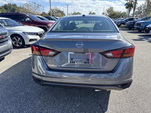 Certified 2025 Nissan Altima 2.5 S image 5