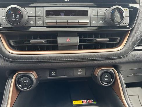 Used 2026 Toyota Grand Highlander AWD Hybrid image 47