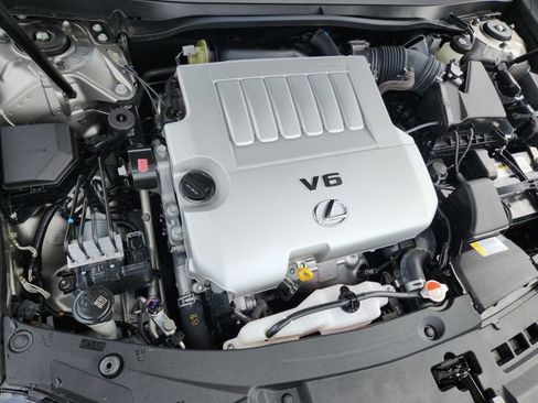 Used 2016 Lexus ES 350 w/ Luxury Package w/Wood Trim image 20