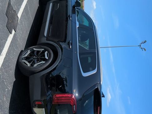 Used 2023 Kia Telluride S w/ S Sunroof Package AWD/4WD image 9
