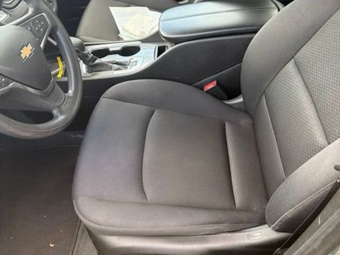 Used 2024 Chevrolet Malibu LT FWD image 15