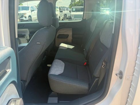 Used 2025 Ford Maverick XLT w/ Equipment Group 302A AWD/4WD image 15