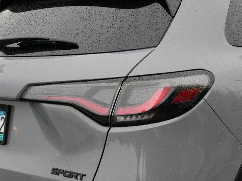 Used 2024 Honda HR-V Sport image 17