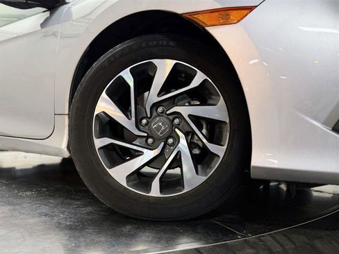 Used 2019 Honda Civic LX image 10