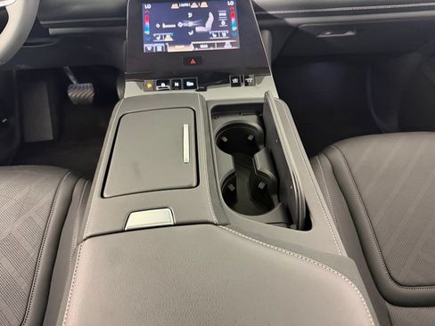 Used 2025 INFINITI QX80 Luxe RWD image 21