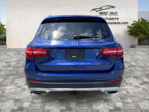Used 2018 Mercedes-Benz GLC 300 4MATIC image 5