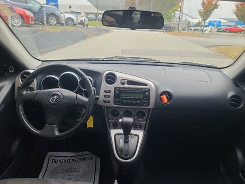 Used 2006 Toyota Matrix XR image 17