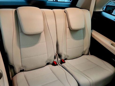 Used 2022 Mercedes-Benz GLS 450 4MATIC image 23