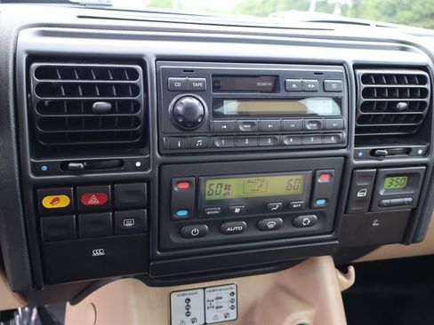 Used 2004 Land Rover Discovery SE AWD/4WD image 41